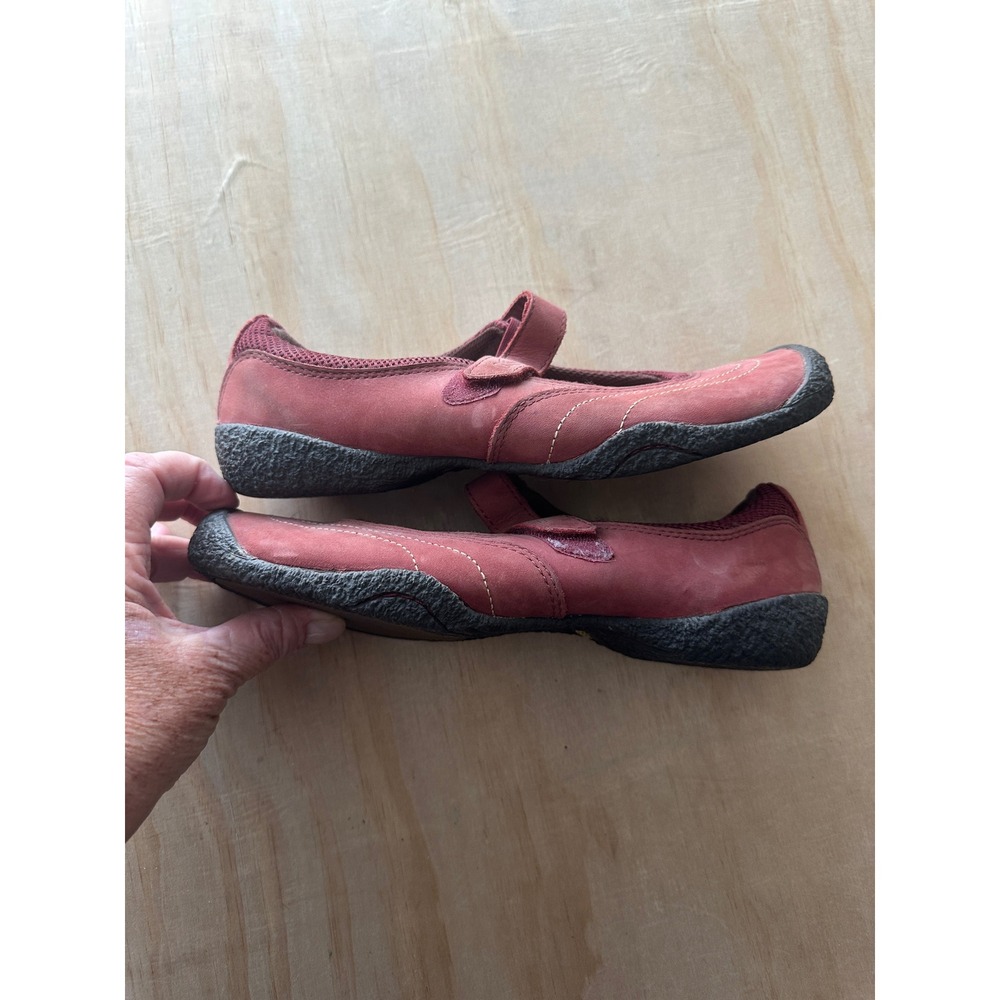 Keen Women Burgundy Red Nubuck Leather Mary Jane Flats Hook Loop Strap Shoes - Picture 7 of 9